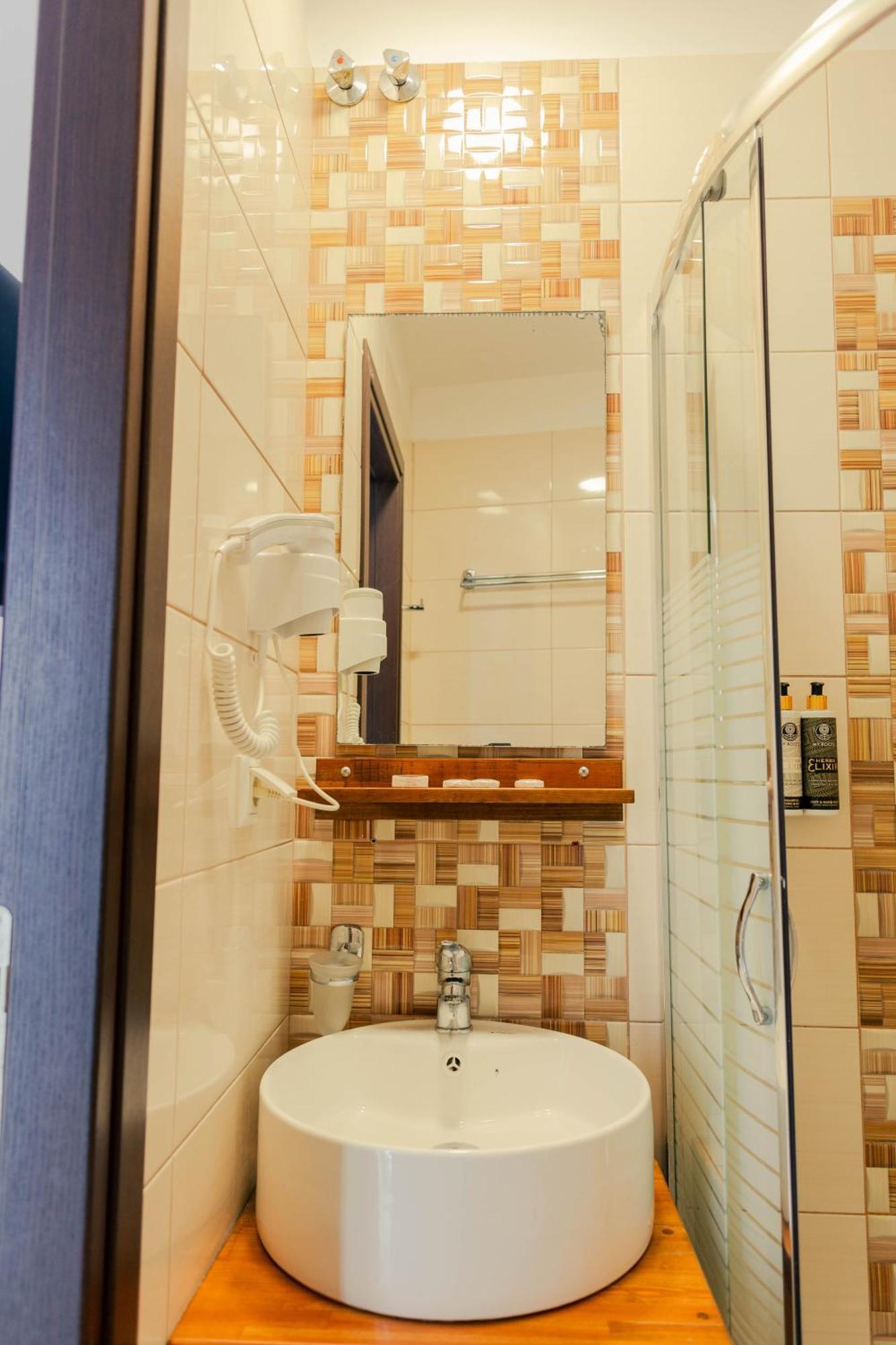 Hotel Kyani Akti غزيلوكاسترون المظهر الخارجي الصورة